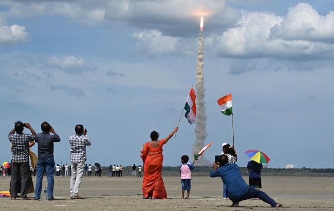 Battle for the Moon: How Russia's setback and India's triumph could shift space exploring landscape