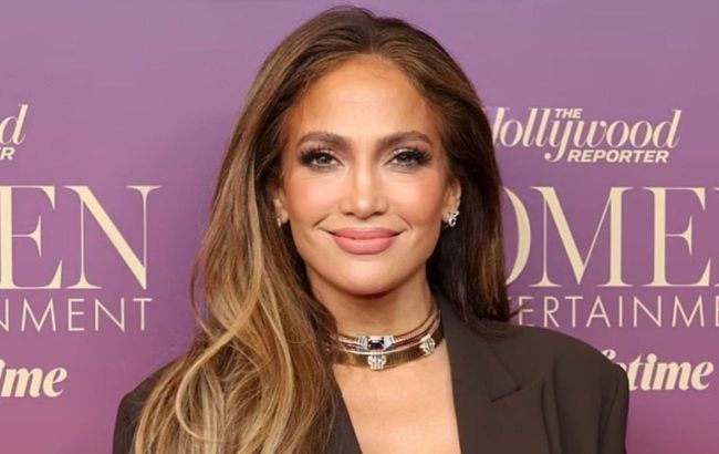Jennifer Lopez turns heads with sleek, trend-forward look at Hollywood Reporter gala