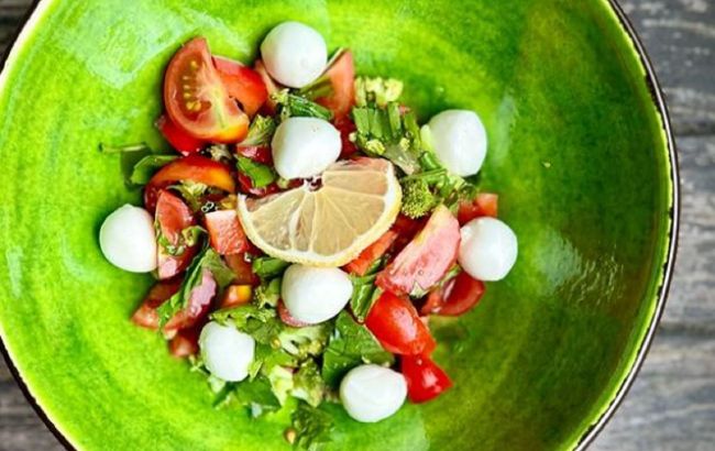 Dietitian shares salad recipe for youthfulness and longevity