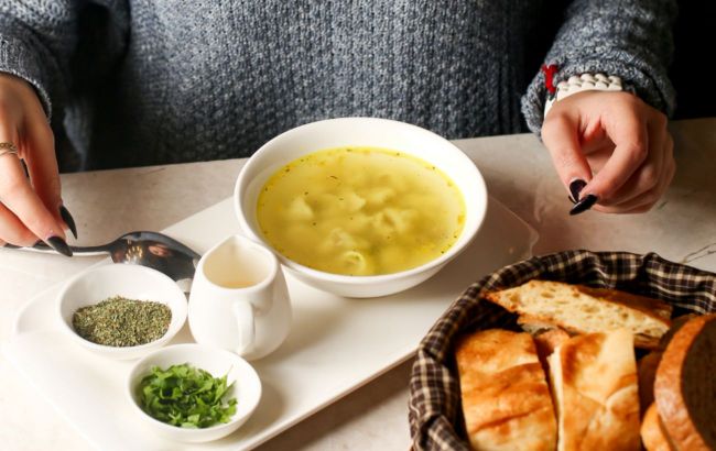 Soup turned out too salty? Try these clever tricks to fix the flavor