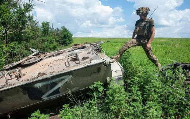 Unmanned Systems Forces destroy Russian tanks and crossing point: Footage