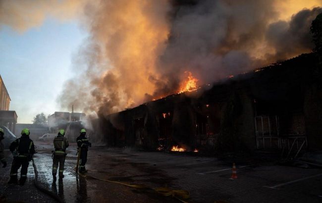 Russian attack on Kyiv kills 2 and injures 16, damages more than 50 sites