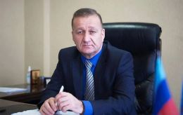 Luhansk explosion kills ex-mayor, Russian media say