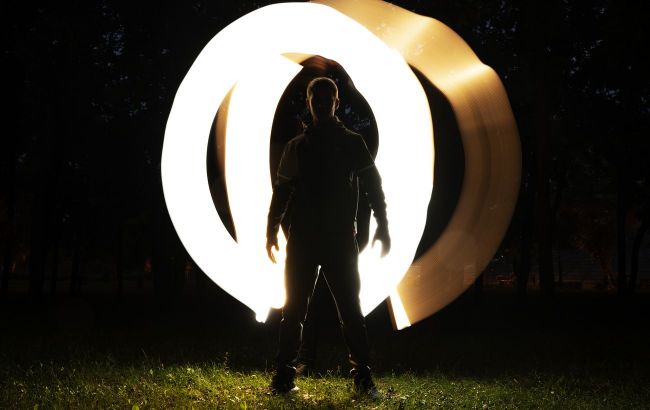 Past shadows challenge four zodiac signs to make life-changing decisions