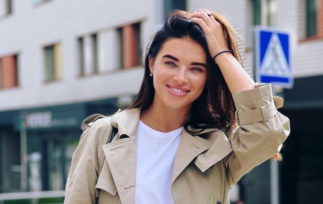 Usyk's wife stuns in trendy linen suit: Effortless everyday elegance