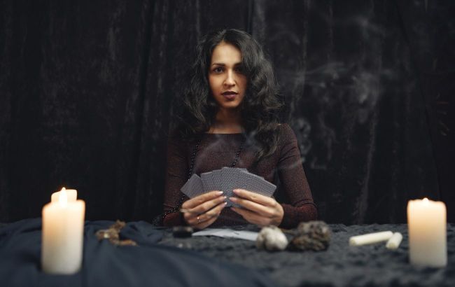 Tarot cards reveal rare surprise for these zodiac signs
