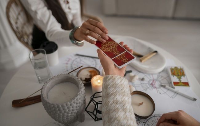 Tarot horoscope for December 31 &ndash; These 4 zodiacs will get special support from Universe