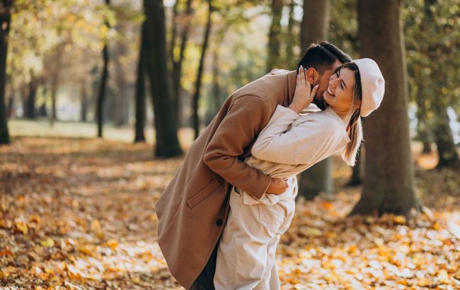 Chinese horoscope for October predicts big love and easy money for these lucky zodiac signs