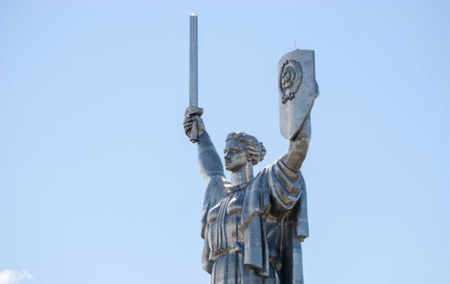 Trident instead of the Soviet coat of arms: How the Motherland Monument will look like