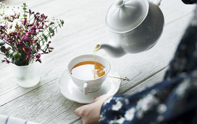 Why your tea stays bitter despite adding sugar: Common mistake explained