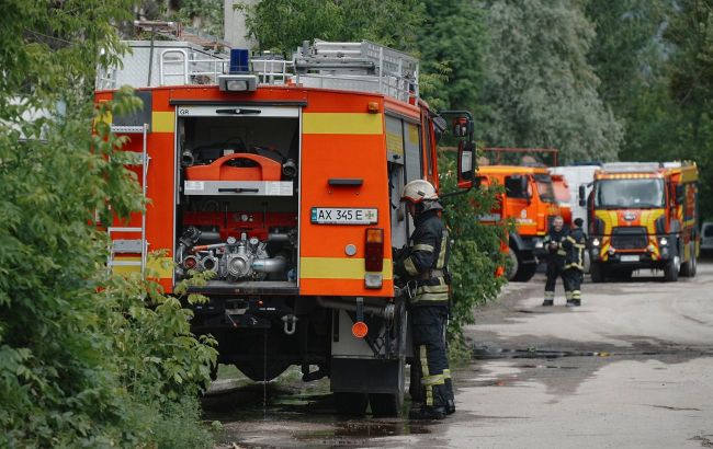 Russian drone hits Kyiv high-rise building: One injured reported