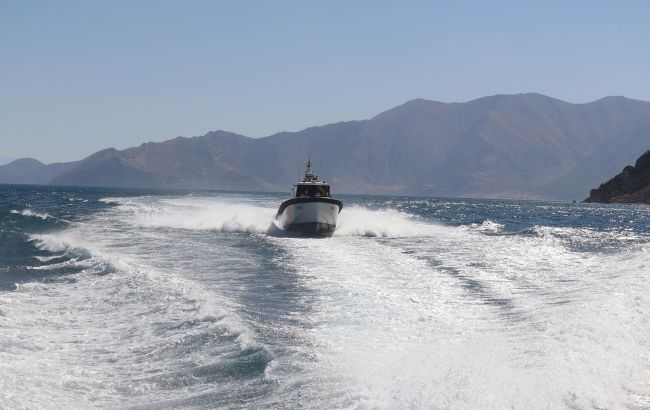 Private plane crashes into ocean off California coast, leaving no survivors
