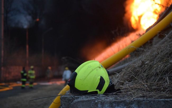 Fire and explosions hit oil depot close to Sochi airport: Full details