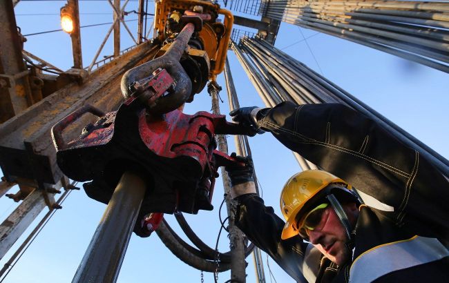 Russia losing its market: Oil production falls amid sales difficulties - Bloomberg