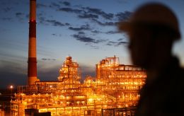 Drone strike hits Kirishi oil refinery, fire confirmed