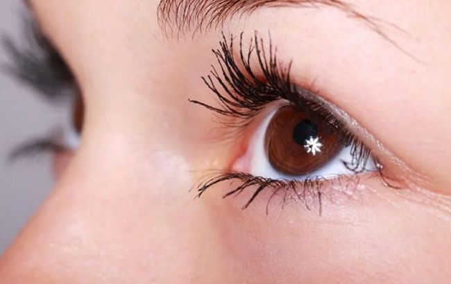 Eyelid twitch: Warning your body sending you