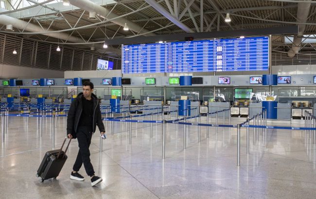 Flights temporarily grounded in Greece due to technical glitch