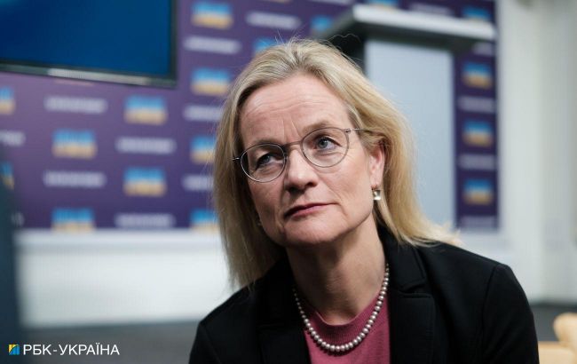 MEP Viola von Cramon: Wobbliness of some EU heads of states makes Putin stronger