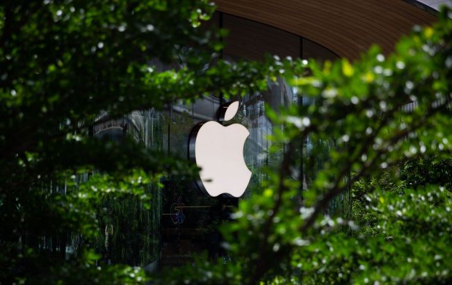 Apple develops screenless fitness tracker to challenge Whoop