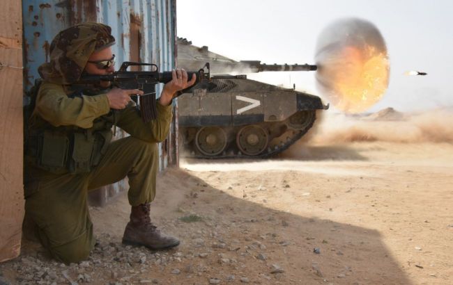 Israeli Defense Forces accidentally fired from a tank at the Egyptian checkpoint