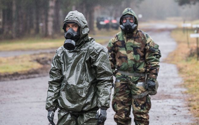 Russian troops continue chemical attacks against Ukrainian defenders