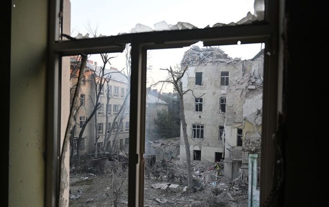 Only father survived: Russians kill entire family during attack on Lviv