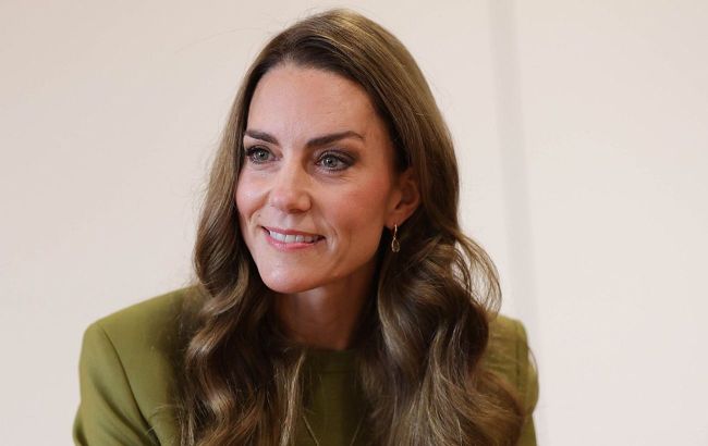Kate Middleton nails top fall 2025 trend in Victoria Beckham olive suit
