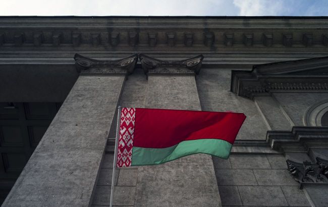 Ukraine and 7 countries join EU sanctions against Belarus