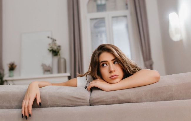 Emotional numbness: Why people stop feeling and how to enjoy life again