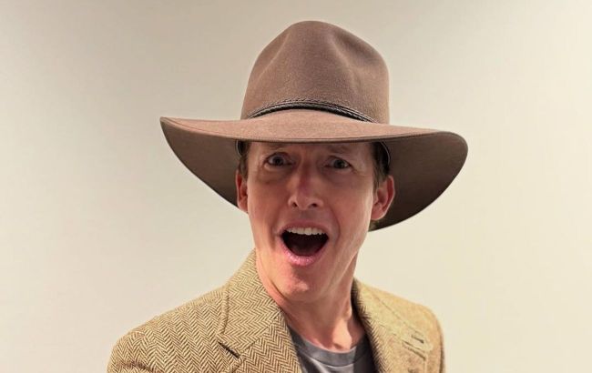 'Moral freak': James Blunt sparks outrage in Ukraine wearing Russian-symbol hat