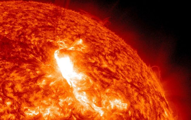 Strong magnetic storm will cover the Earth in coming hours