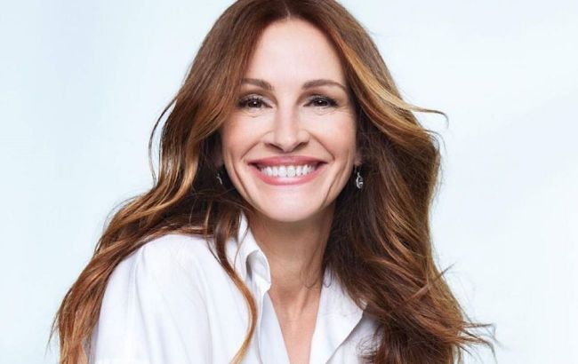 Julia Roberts unveils special jewelry collection