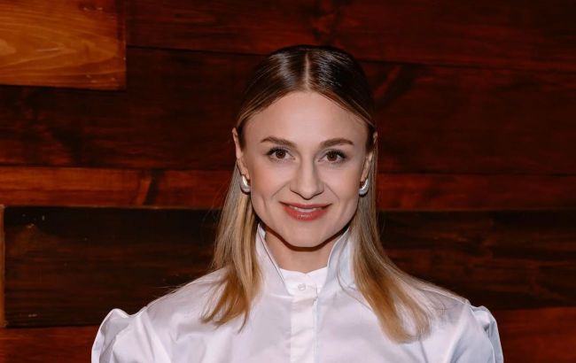 Kyiv under attack: Ukrainian MasterChef star reveals her damaged apartment