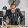 8 signs of terrible boss