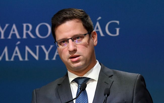 Hungary bans 12 Ukrainian news outlets: Details