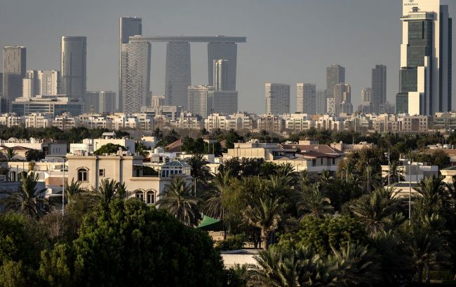 UAE intercepts Iranian missiles and vows decisive response