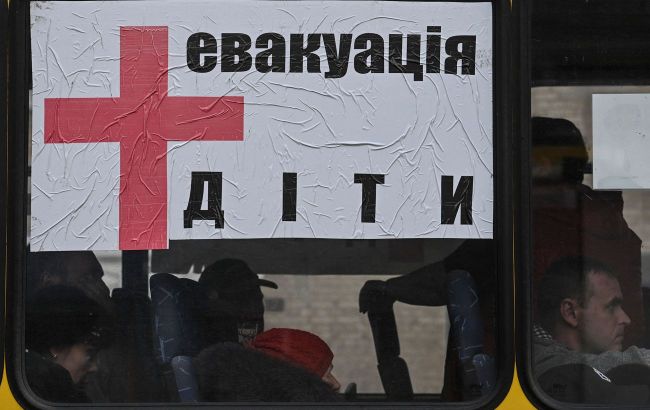 Ukraine mandates evacuation of children and families from certain frontline settlements