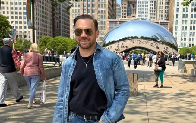 Summer office style made easy: Designer reveals chic and breathable outfits