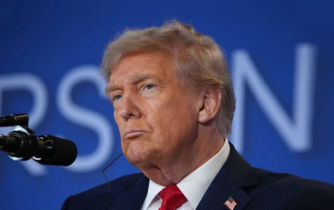 Trump warns Iran over rejecting new deal, sends negotiators to talks