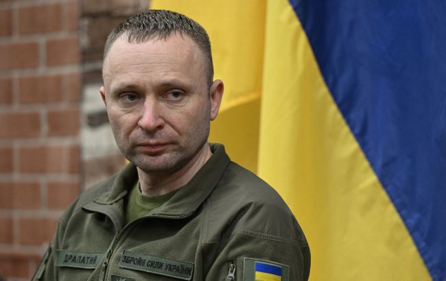 Russia urgently puts new Ukraine's commander-in-chief Drapatyi on wanted list