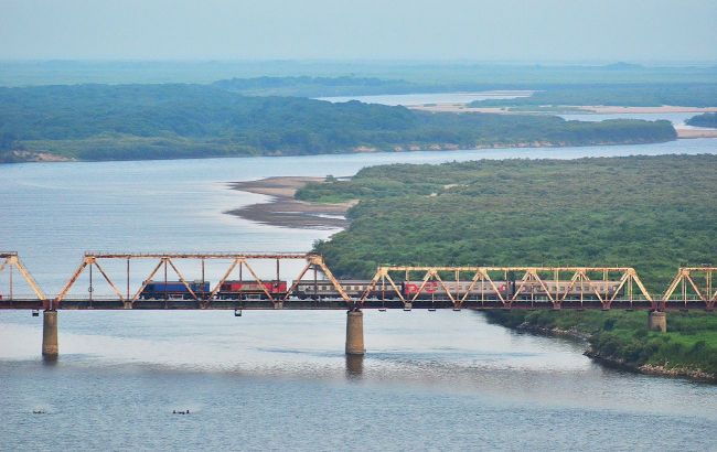 New Russia&ndash;North Korea bridge? Investigation says it could support Moscow's war effort