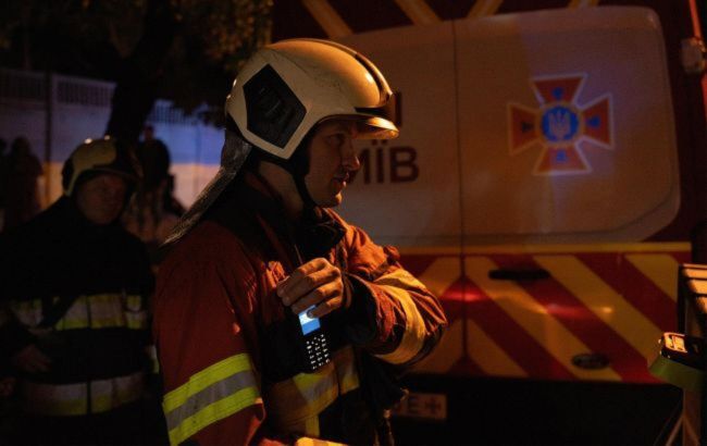 Drone debris fell in residential yard in Kyiv, setting cars on fire after Russian attack