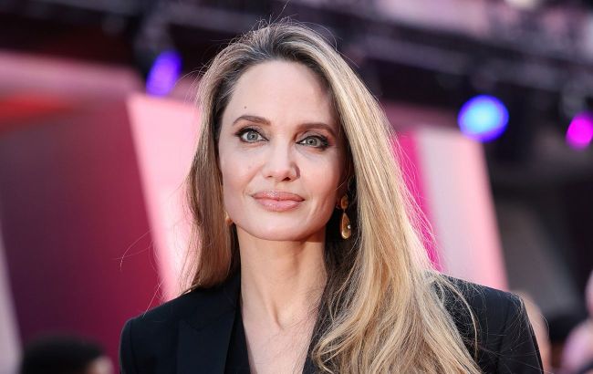 Angelina Jolie makes surprise visit to Ukrainian war-torn Kherson - Details