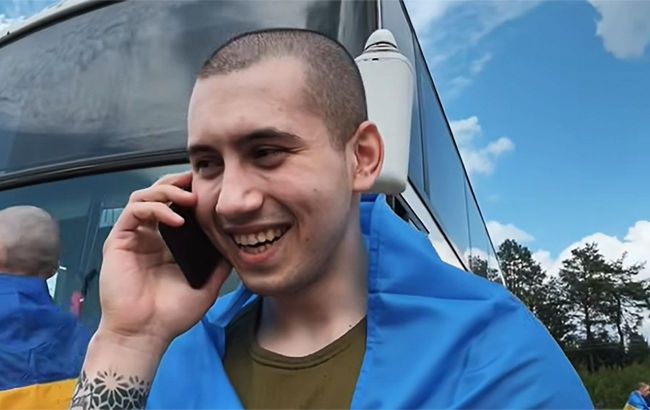 I'm home, in Ukraine: Freed soldier's tearful reunion with mom