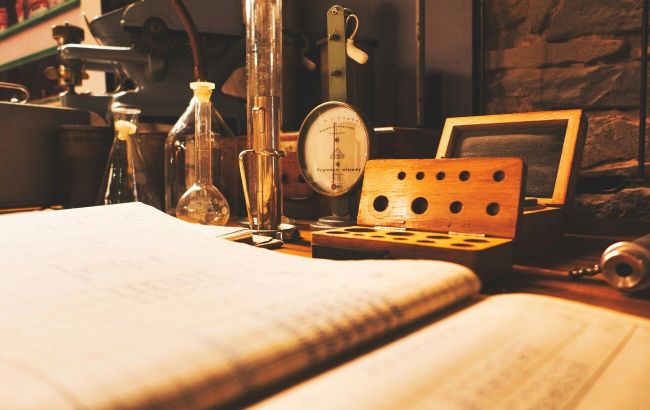 Incredible inventions still working after 180 years without interruption