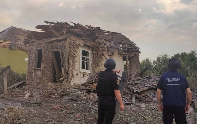 Russia launches airstrike on Kharkiv region: Residential buildings damaged, people injured