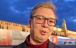 Vučić in Moscow assures that Serbia 'stay on European path'