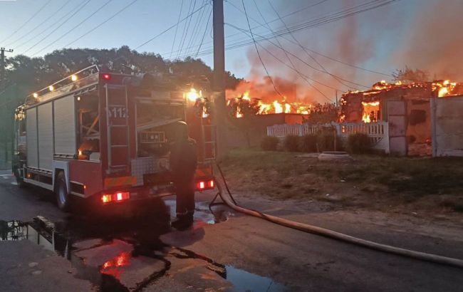 Russia strikes large family home in Ukraine's Sumy region and kills 3, including a child
