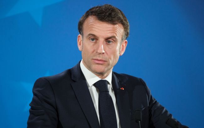 Macron has no plans to resign despite government crisis in France
