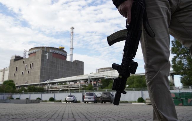 Russia attacks substation and de-energizes power line of occupied Zaporizhzhia NPP